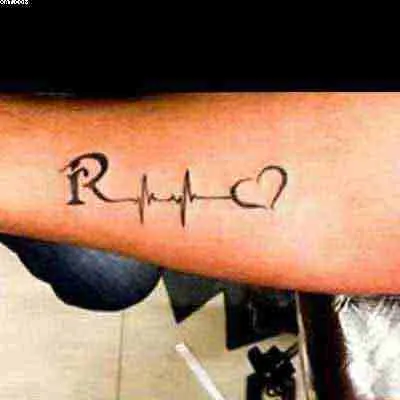 women tattoo artist Delhi